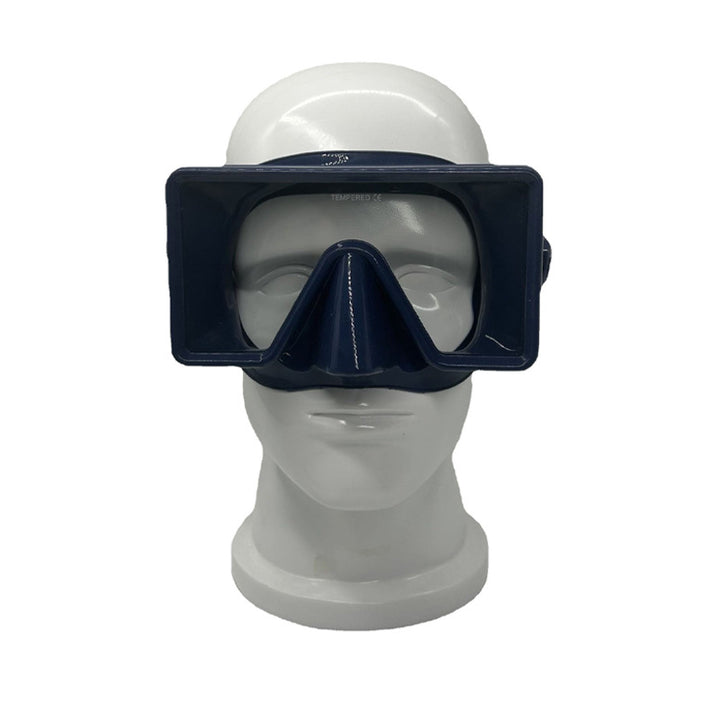 Diving mask with maximum field of view and comfortable silicone rim Bowlift