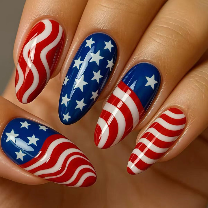 Artificial Nails In Patriotic Stars And Stripes Design Bowlift
