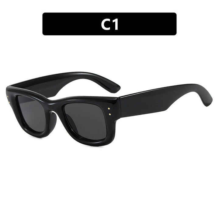 Women's fashionable sunglasses with wide, elegant frame and protective UV filter Bowlift