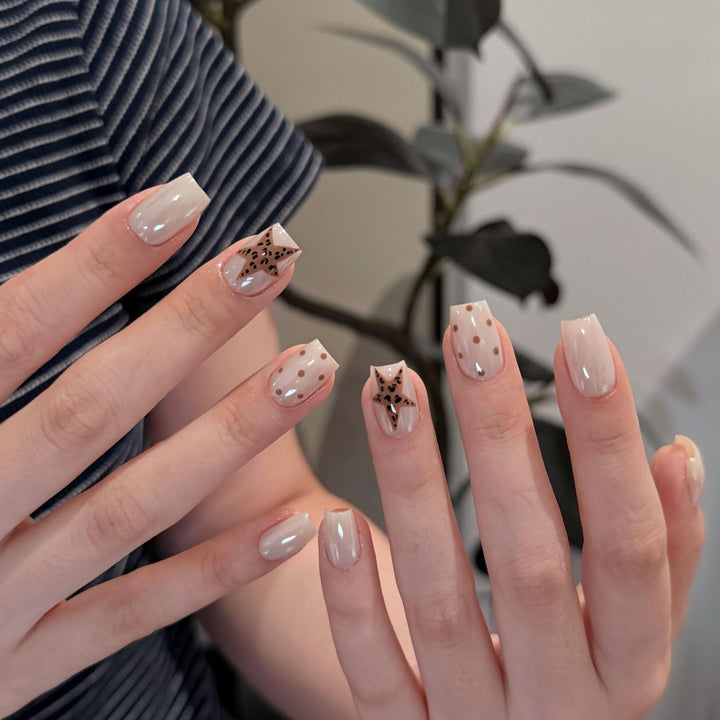 Trendy animal print artificial nail tips Bowlift