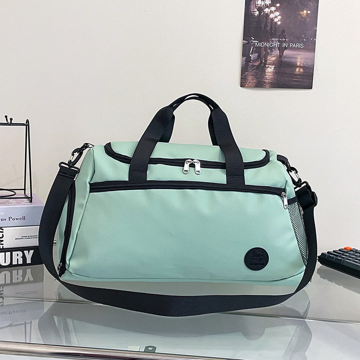Multifunctional Sport and Travel Bag with Innovative Compartment System Bowlift