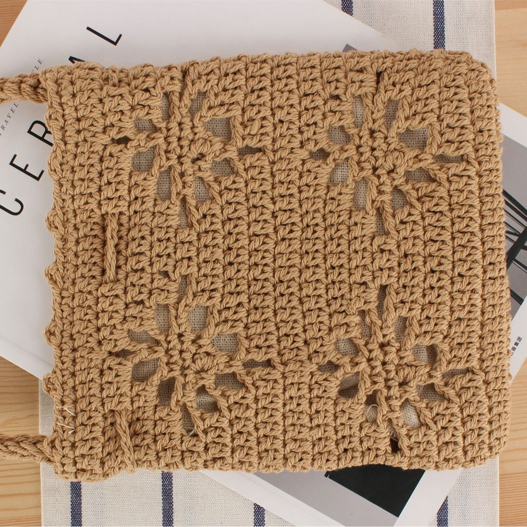 Hand-knotted shoulder bag with floral patterns Bowlift