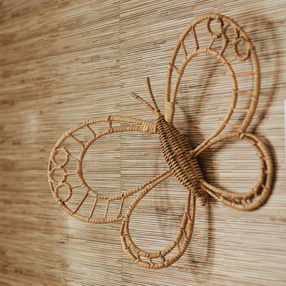 Decorative wall hanging in butterfly design Bowlift