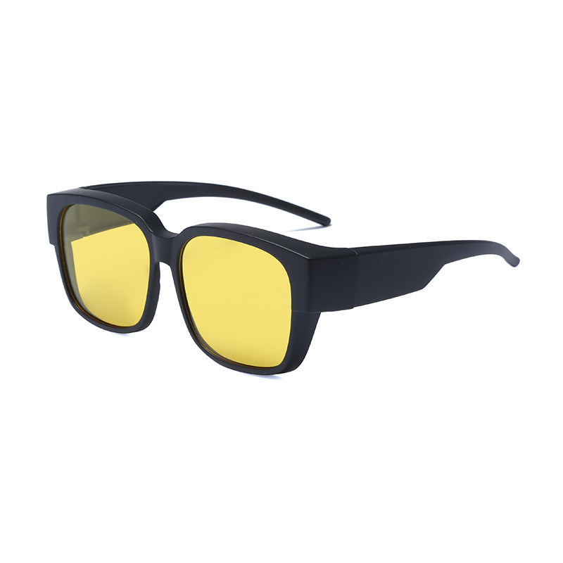 Ladies stylish sunglasses with square, modern design Bowlift