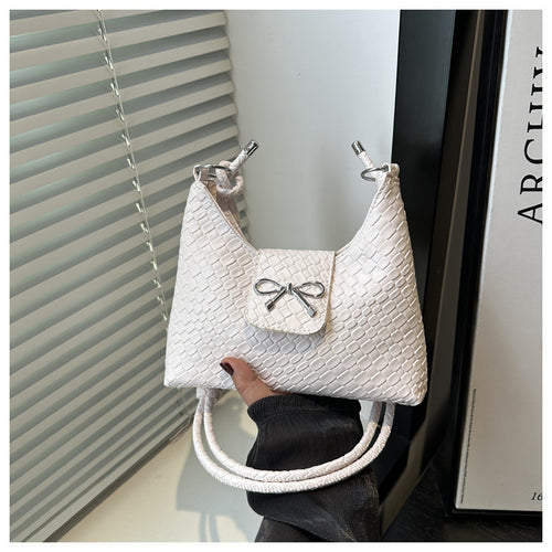 Chic Pouch Handbag with Bow Detail Bowlift