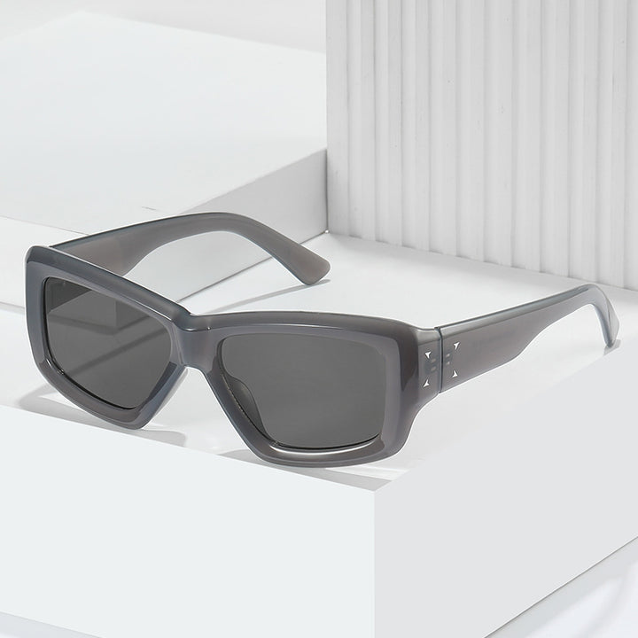 Fashion-Forward Oversized Angular Sunglasses Bowlift