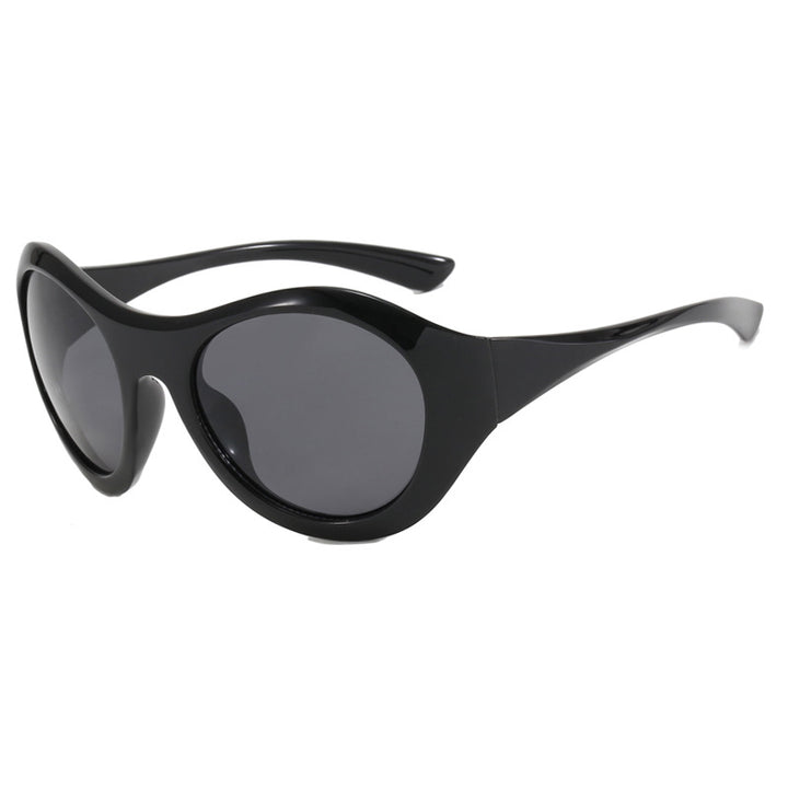 Ladies retro-inspired sunglasses with oversized frame and protective lenses Bowlift