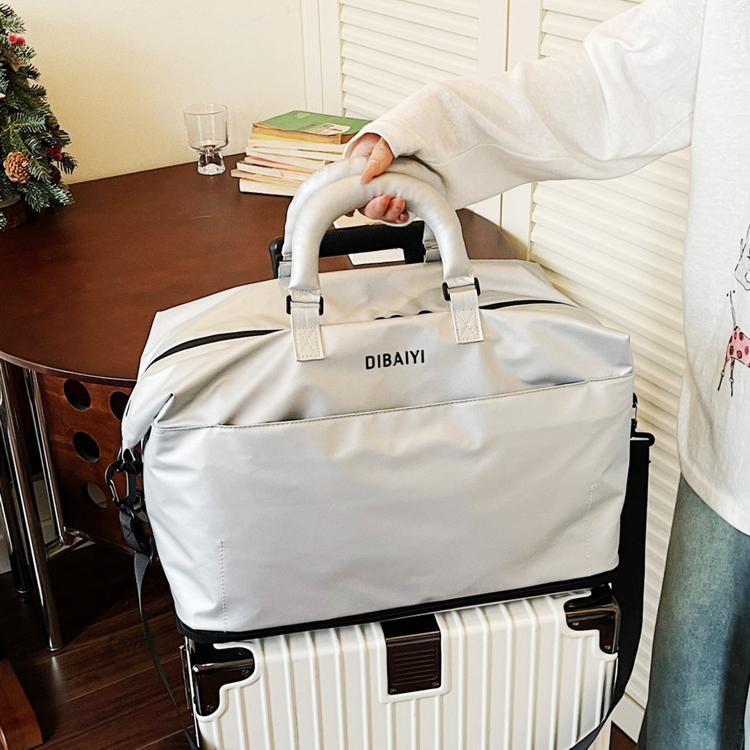 Versatile Travel Duffel Bowlift
