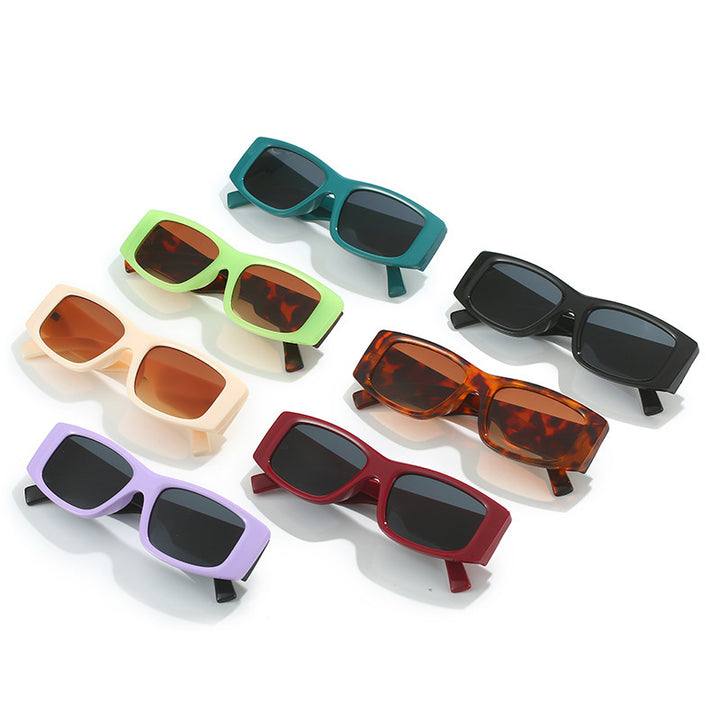 Chunky Retro-Inspired Square Sunglasses Bowlift