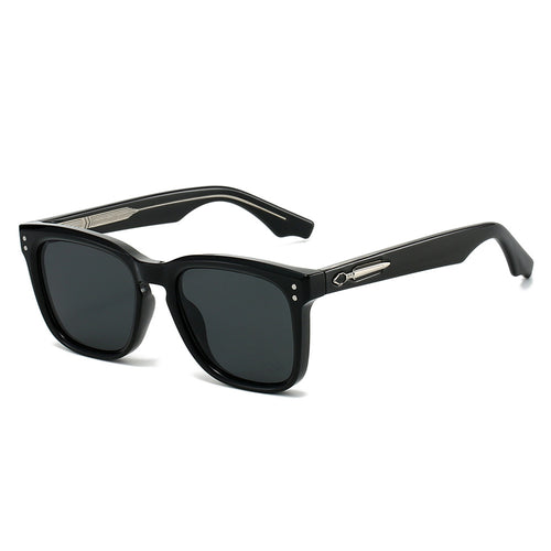 Ladies sunglasses in elegant rectangular design by Bowlift