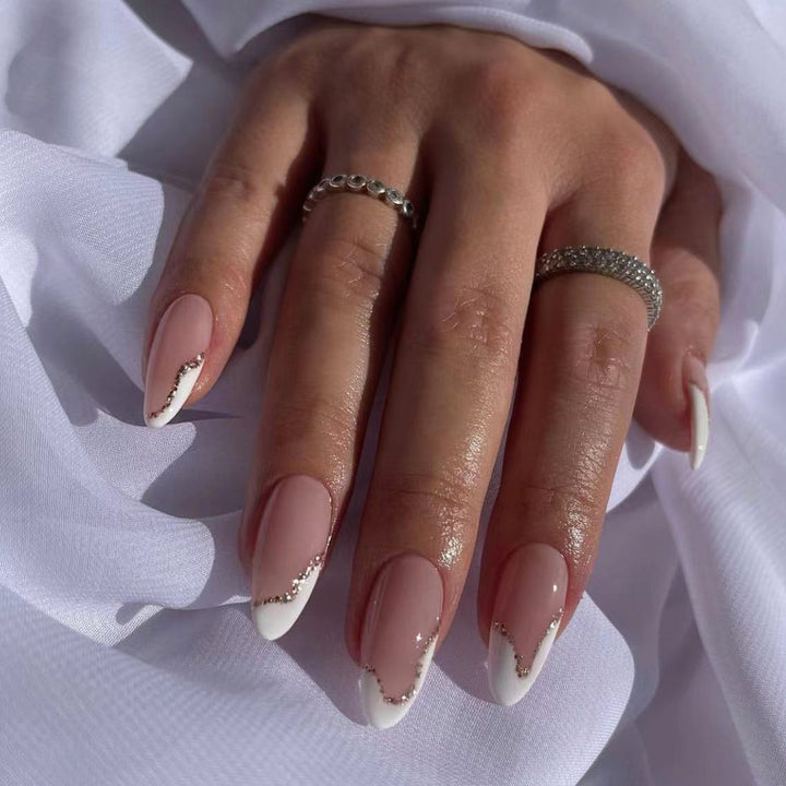 Elegant Stiletto Press-On Nails with Crystal-Embellished Tips Bowlift