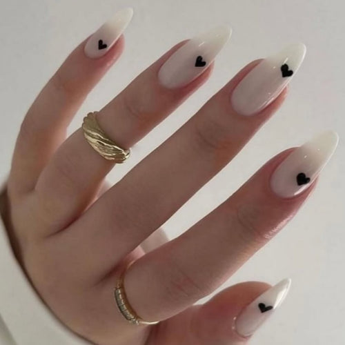 Heart-Accent Artistic Press-On Nails Bowlift