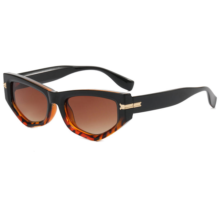 Women's trendy Cat-Eye sunglasses with painted frame and accentuated metal details Bowlift