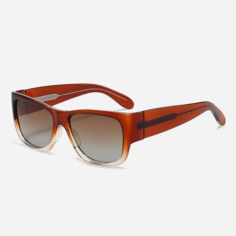 Women trendy sunglasses in minimalist design Bowlift