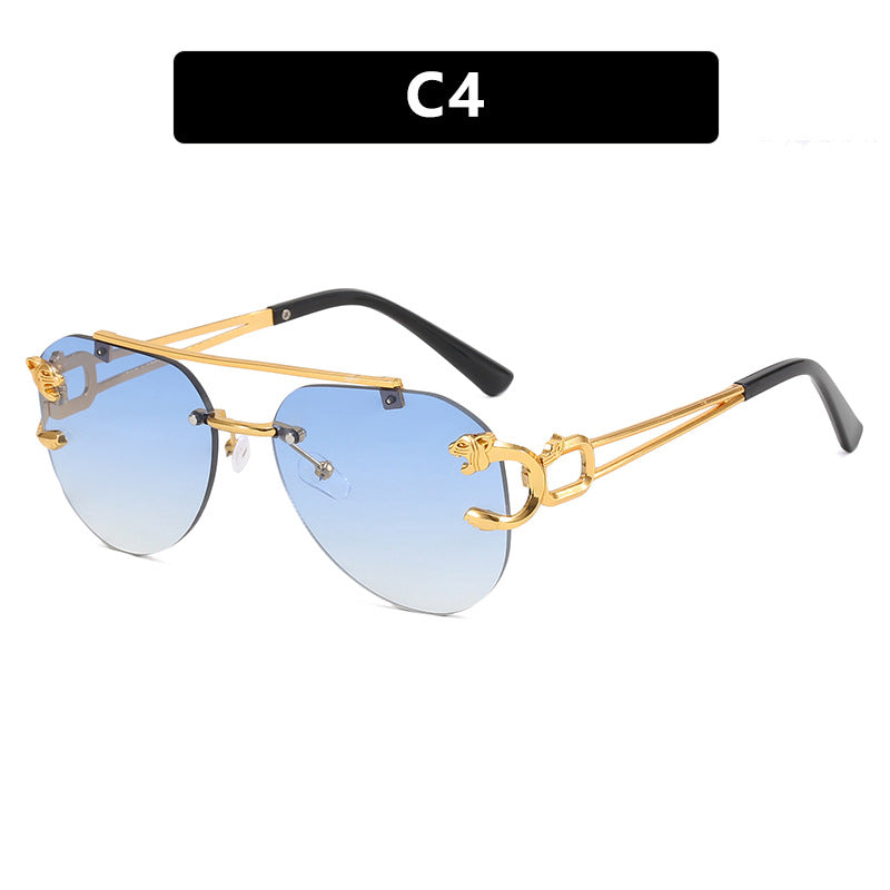 Women's unusual round sunglasses with decorative details Bowlift