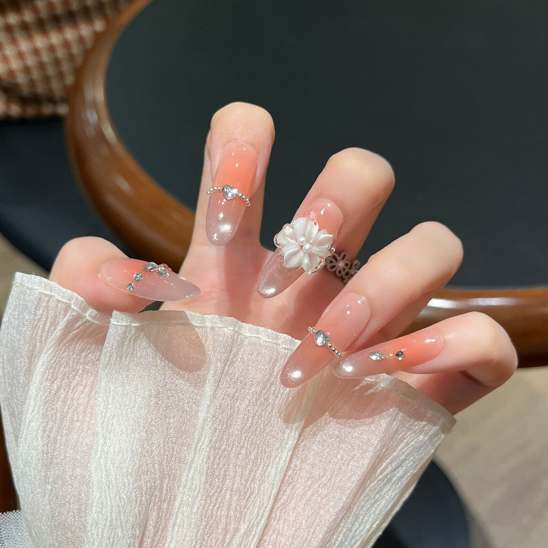 Elegant Decorative Press-On Nail Extensions with Pearls Bowlift