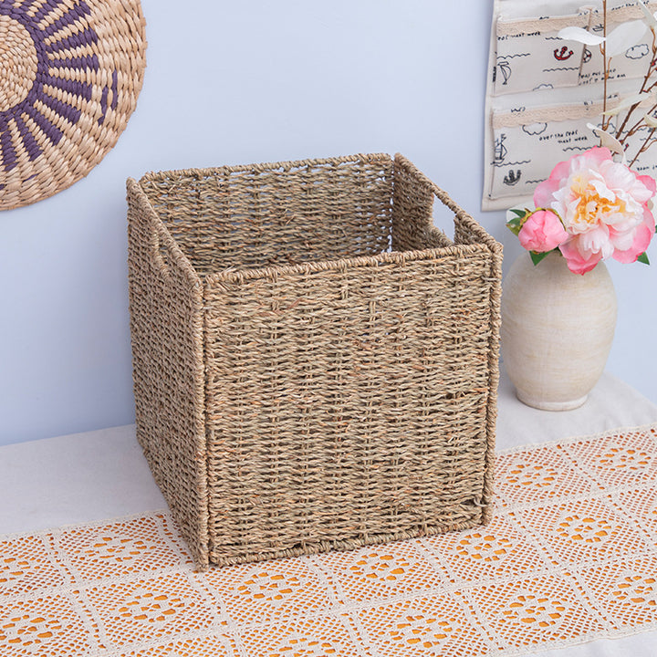Functional storage basket with natural weave pattern