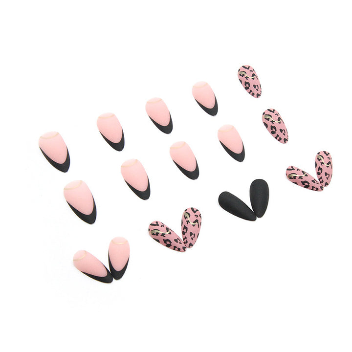 Artistic Heart-Accent Press-On Nail Set Bowlift