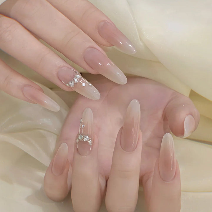 Artificial nails with glamorous decor Bowlift