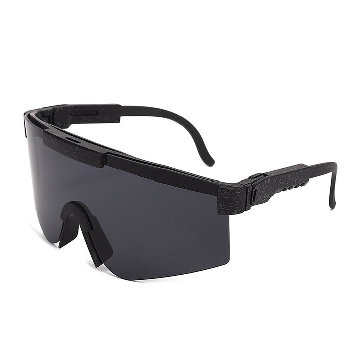 Women's Sporty Statement Sunglasses in Modern Design Bowlift