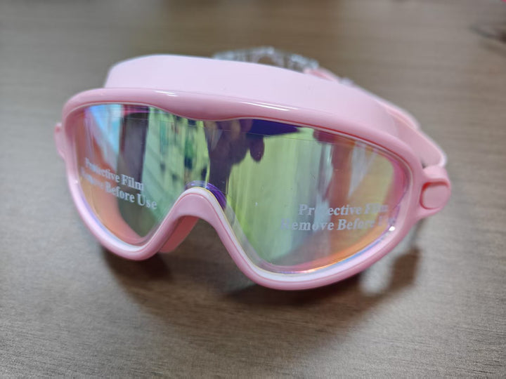 Safety goggles with anti-fog technology Bowlift
