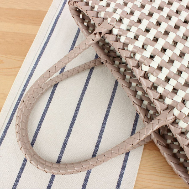Large Tote Bag Made of Woven Material Bowlift