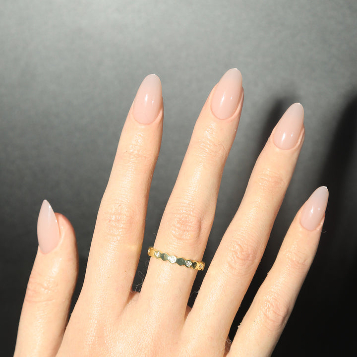 Elegant Long Press-On Nail Extensions Bowlift