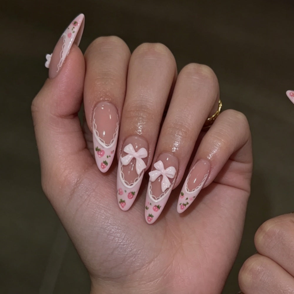 Artificial nails with romantic floral and ribbon motifs Bowlift
