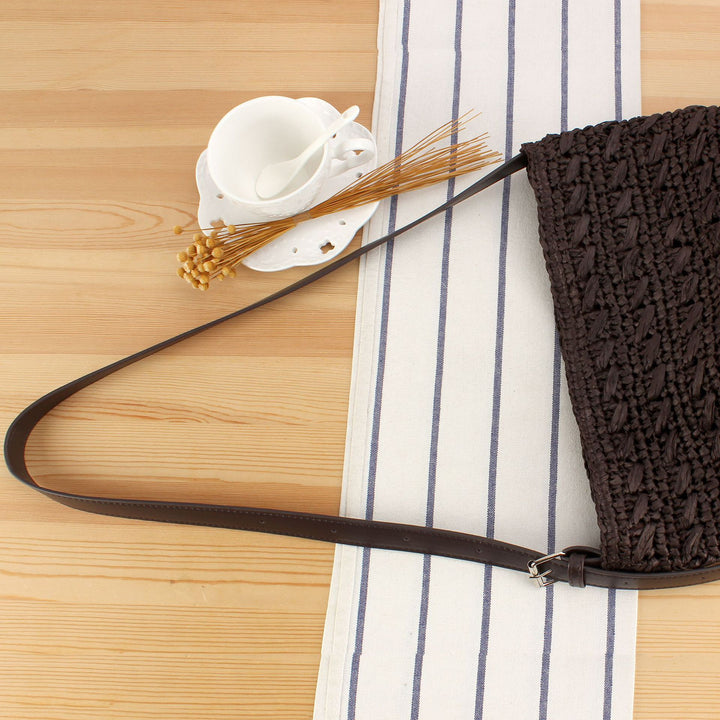 Handcrafted Practical Shoulder Bag with Structure Pattern Bowlift
