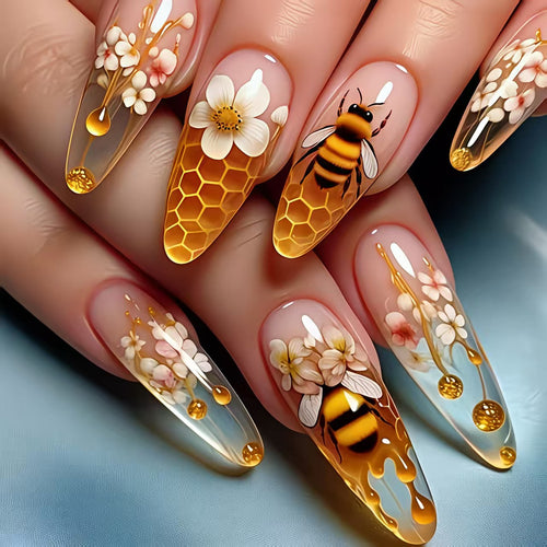 Artificial nails with honeycomb design Bowlift