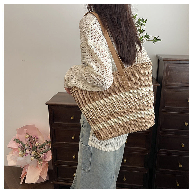 Comfortable beach bag with leather handles Bowlift