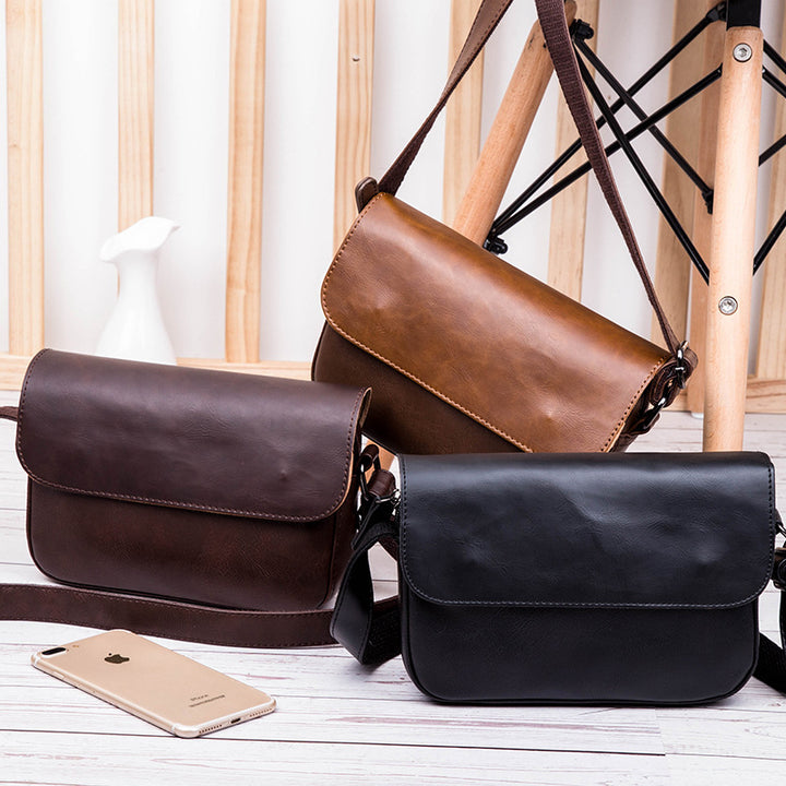 Shoulder bag made of high-quality synthetic leather Bowlift