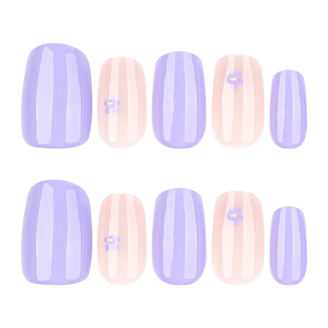 Artistic Nail Art with Floral Accent Bowlift