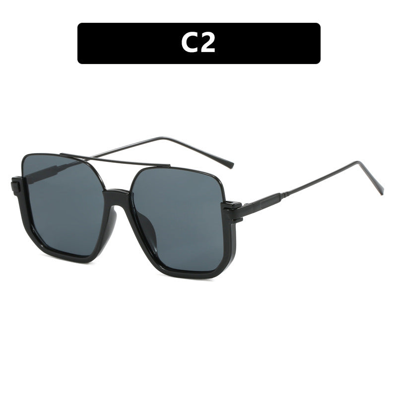 Women oversized sunglasses with elegant, square frame Bowlift