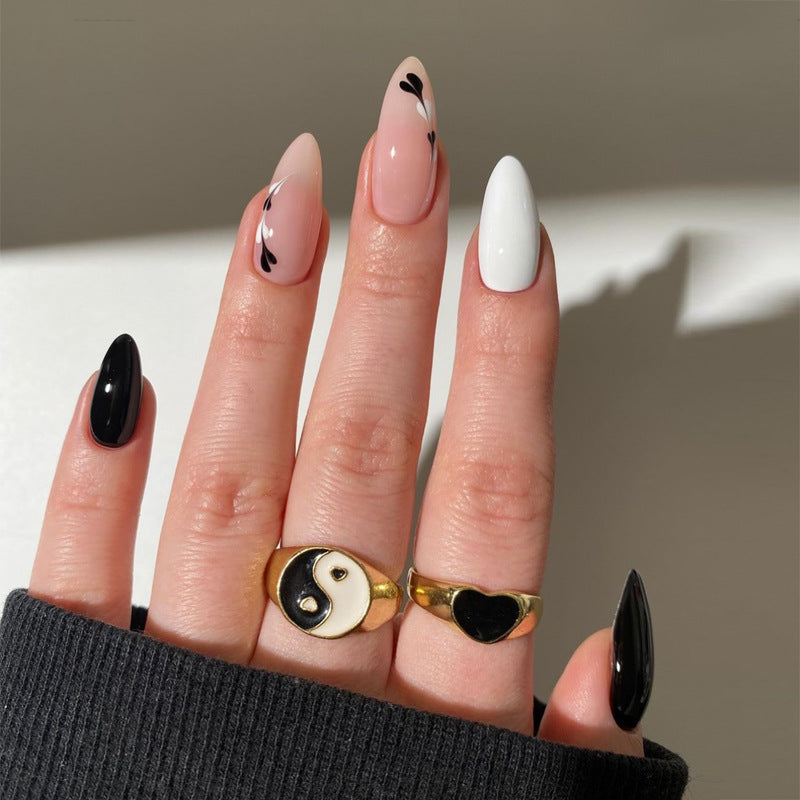 Elegant Stiletto Press-On Nail Art with Rhinestone Accents Bowlift