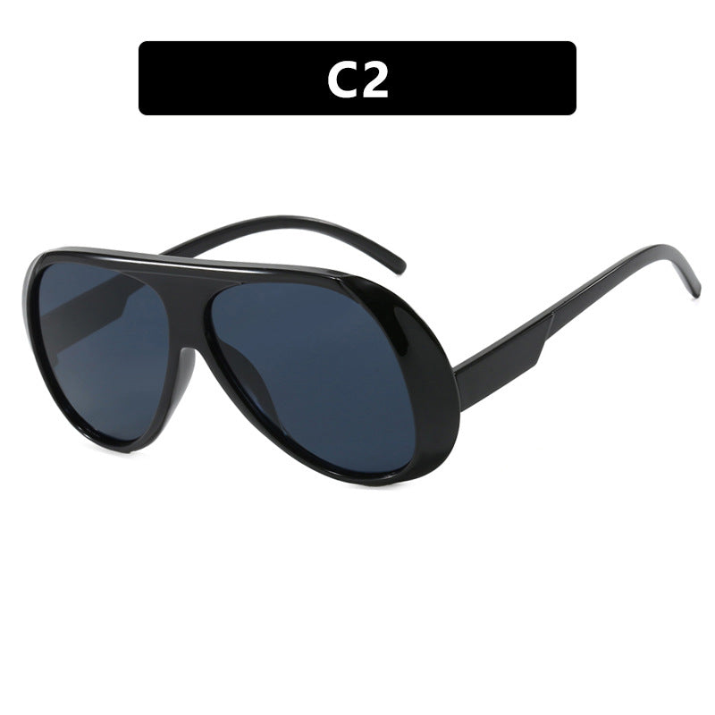 Women's sporty sunglasses in a futuristic design Bowlift