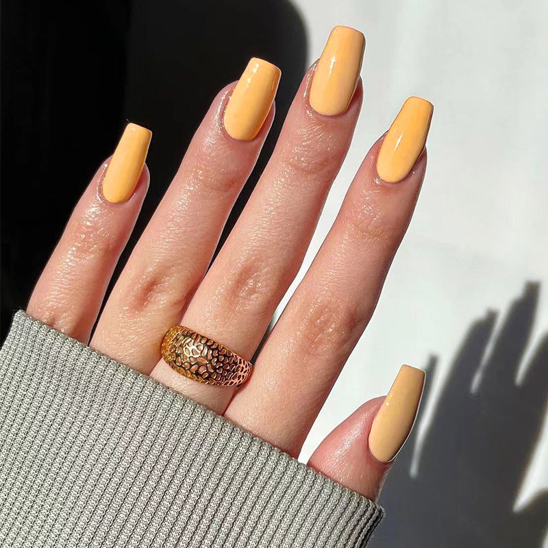 Artful Nail Extensions with Elegant Design Bowlift
