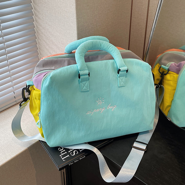 Stylish Multi-Compartment Travel Duffle Bowlift