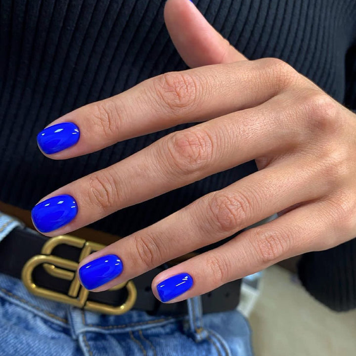 Acrylic nail set for well-groomed and elegant nails Bowlift