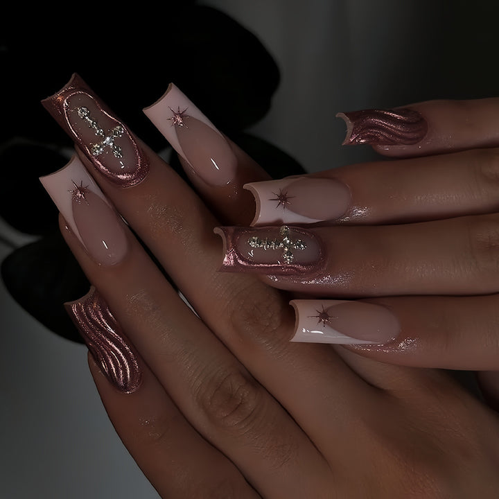 Glamorous Artistry Press-On Nail Set Bowlift