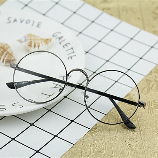 Women Round Glasses with Filigree Metal Frame Bowlift