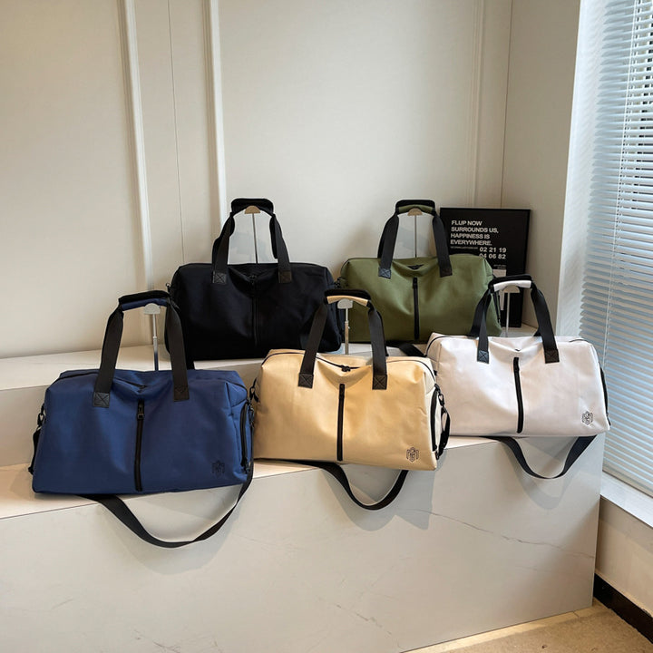 Sporty Travel Bag with Innovative Design and Durable Material Bowlift