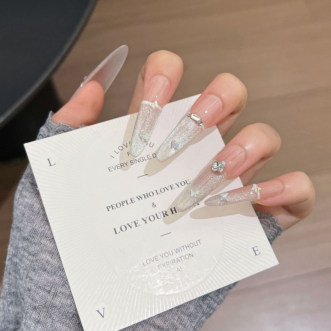 Stylish Stiletto Press-On Nail Extensions Bowlift