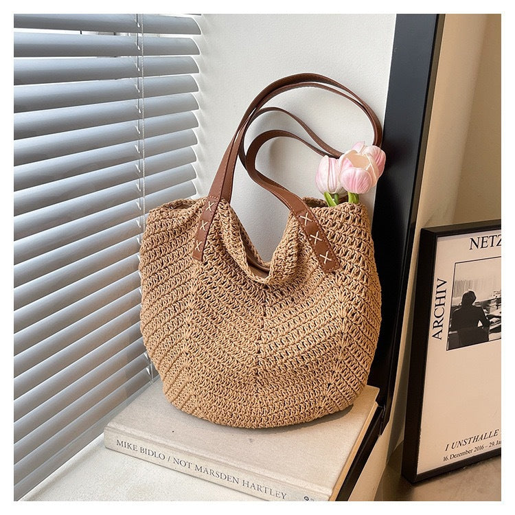 Shoulder Bag Made of Hand-Woven Straw Mix Bowlift