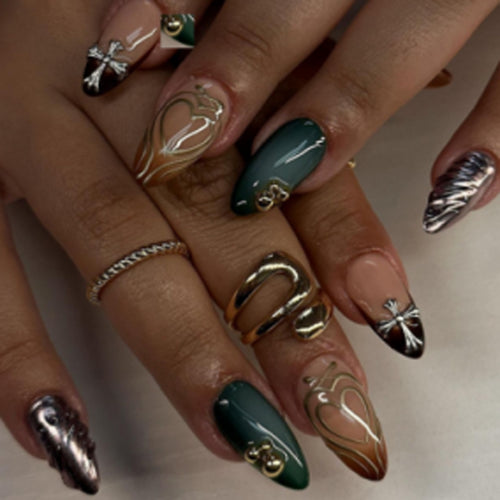 Artful and elegant nail decoration Bowlift