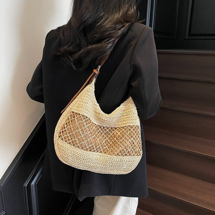 Casual Shoulder Bag Made of Natural Material Bowlift