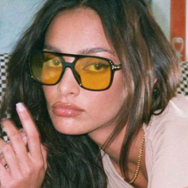 Ladies fashionable sunglasses in stylish frame Bowlift