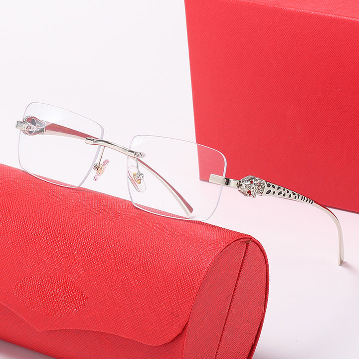 Women Square Sunglasses in Elegant Style Bowlift