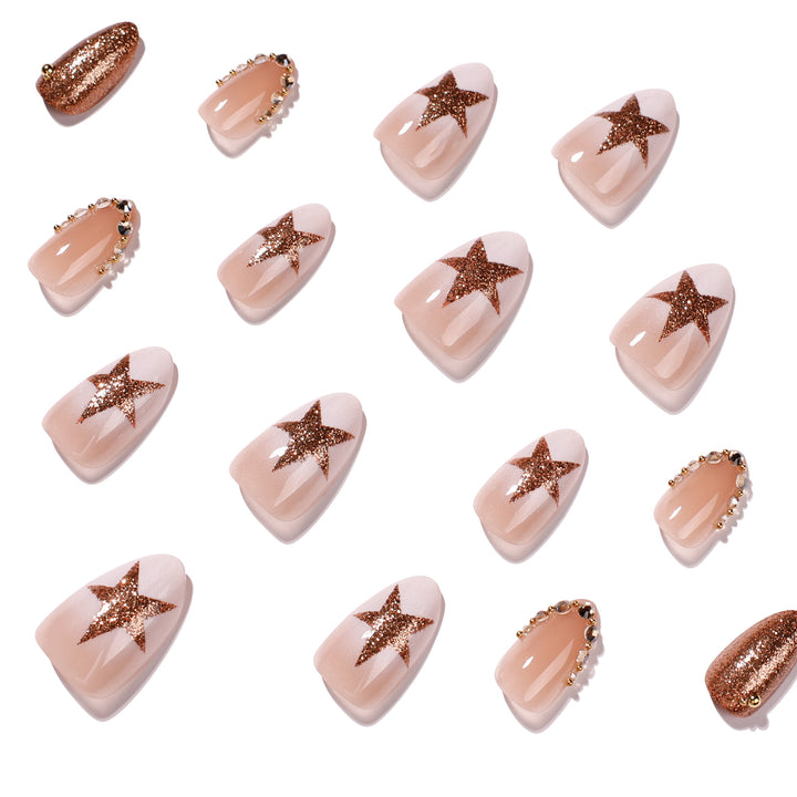 Elegant and sparkling nail art Bowlift