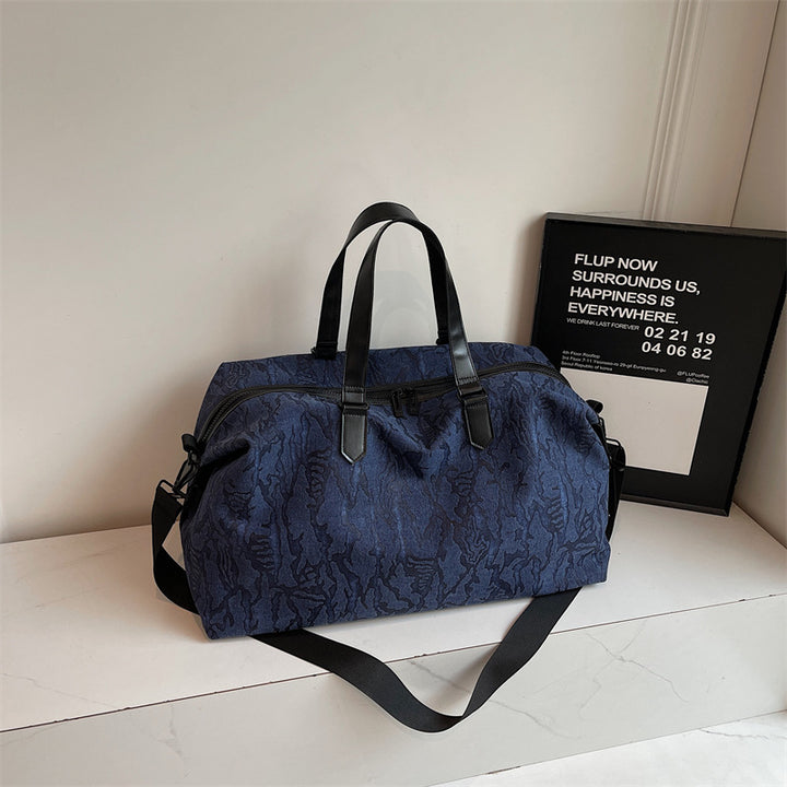 Sporty travel bag with innovative design Bowlift